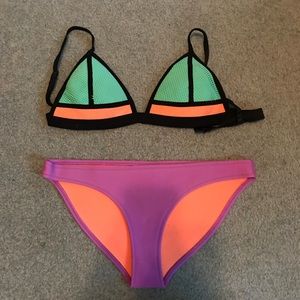 TRINAGL bathing suit